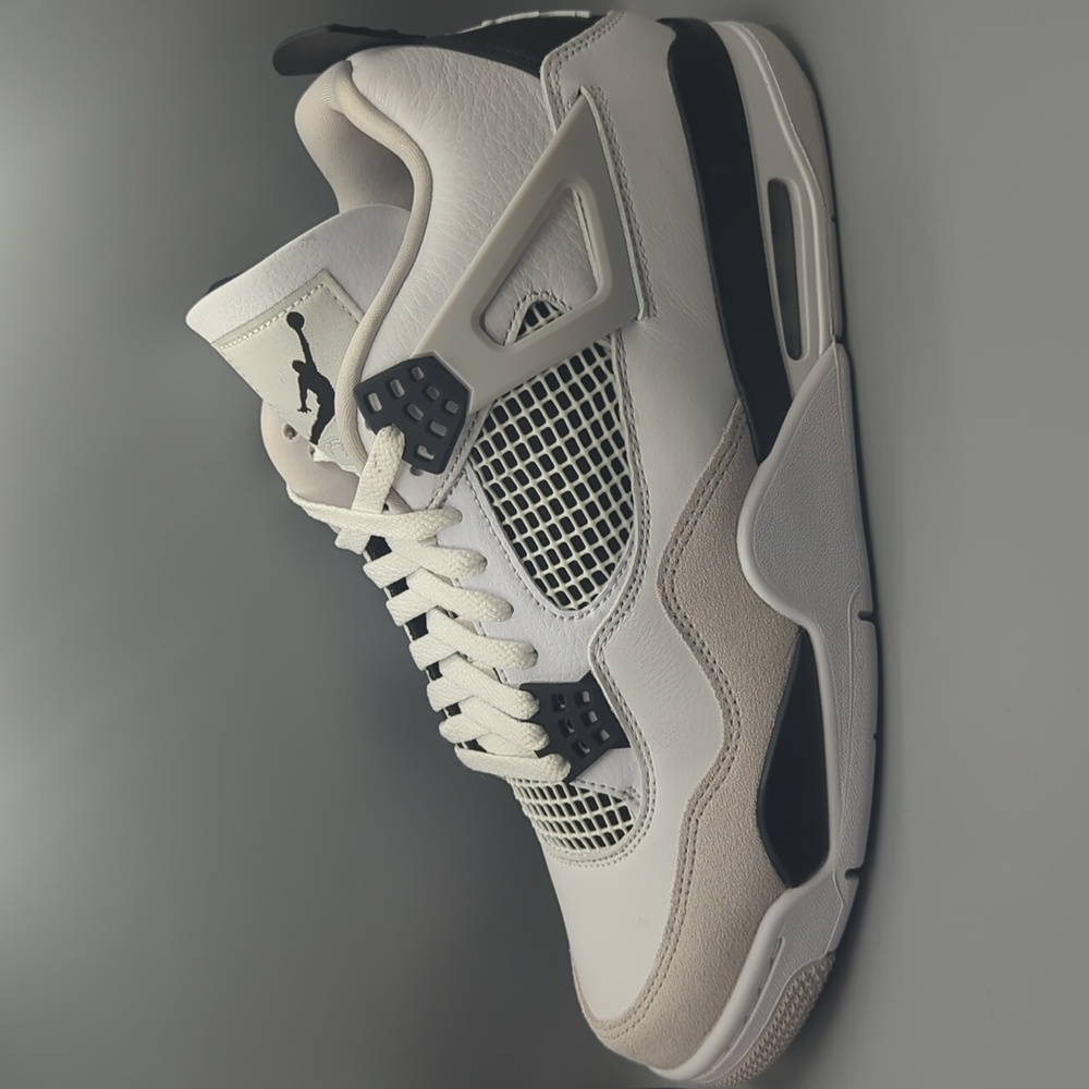 Men's size 10 Jordan 4 Military Black - Picture 9 of 15